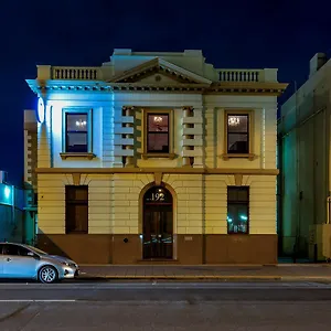 https://bank192.adelaidehotels-au.com