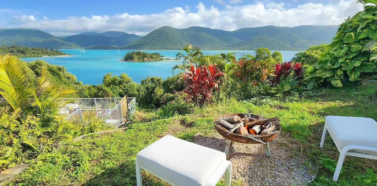 The Haven View - Airlie Beach