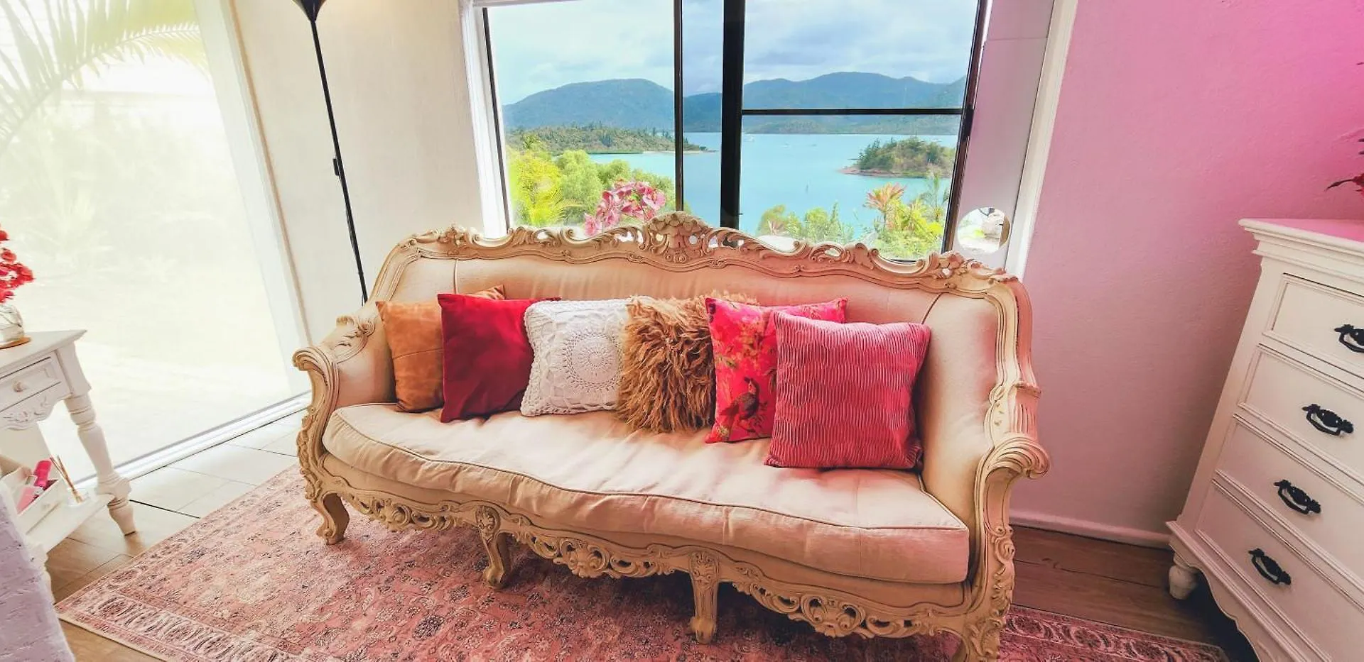 The Haven View - Airlie Beach Guest house